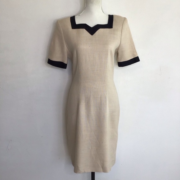 Jacqueline Ferrar Dresses & Skirts - Jacqueline Ferrar Vintage Women Cream Black Trim Sheath Dress Square Neck 4